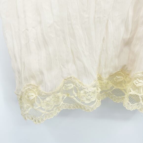Allison Taylor Womens VTG Vintage Y2K‎ Coquette Lace Trim Cami Top Size XL Cream - Picture 3 of 6